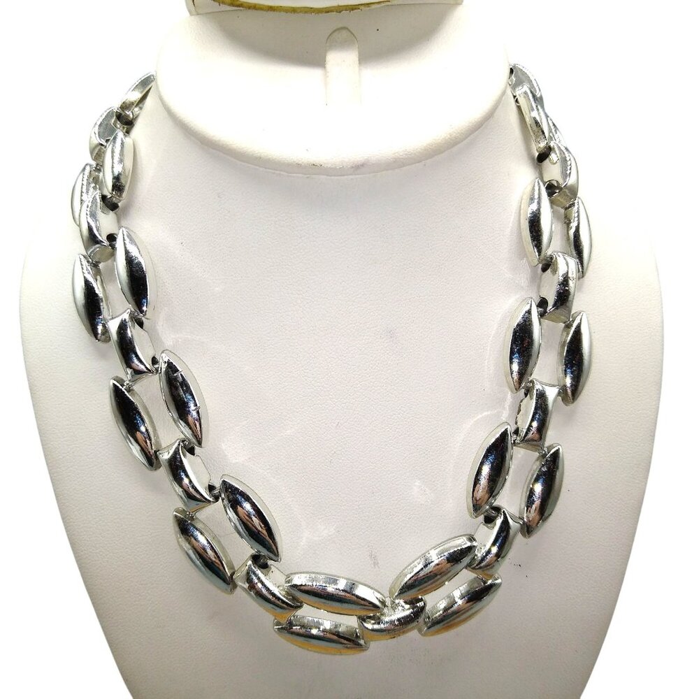 Vintage Tank Track Necklace, Silver Tone Links